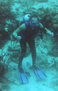 "SKIING THE WALL" ; BELIZE, CANON R2K/S&S HSG W/28-90 ZOOM by JULI TRACY 